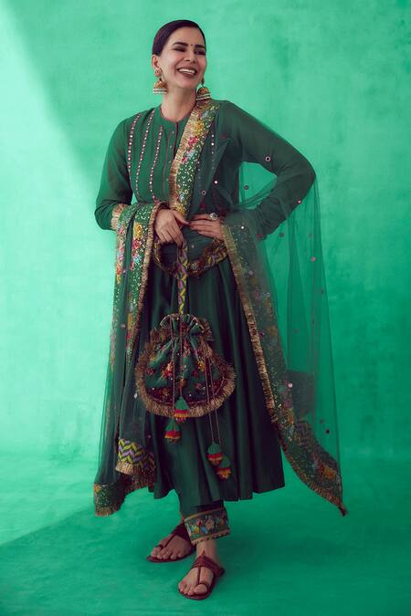 Torani Emerald Green Kurta And Pant Handwoven Chanderi Panna Sitara Raisah Ghera Set Online at Aza Fashions Torani_Emerald Green Kurta And Pant Handwoven Chanderi Panna Sitara Raisah Ghera Set_Online_at_Aza_Fashions