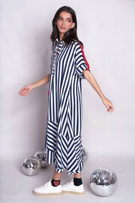 Chillosophy_White Modal Spread Collar Rihanna Stripe Pattern Kaftan Tunic _Online_at_Aza_Fashions