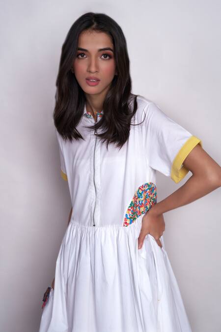 Buy_Chillosophy_White Poplin Plain Shirt Collar Shakira Dress _Online_at_Aza_Fashions