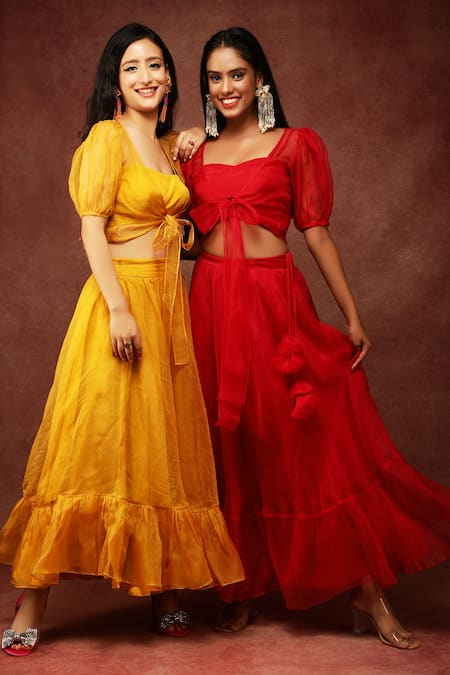Ranng Label_Yellow Pure Organza Top V Neck And Bralette Puff Sleeves & Lehenga Set _Online_at_Aza_Fashions