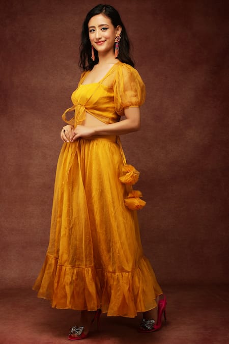 Shop_Ranng Label_Yellow Pure Organza Top V Neck And Bralette Puff Sleeves & Lehenga Set _Online_at_Aza_Fashions
