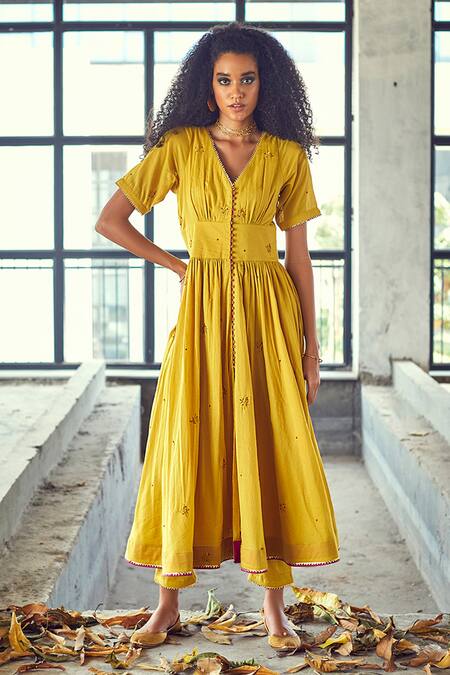 Kharakapas Yellow Cotton Floral, Gota V Neck Genda Anarkali And Pant Set