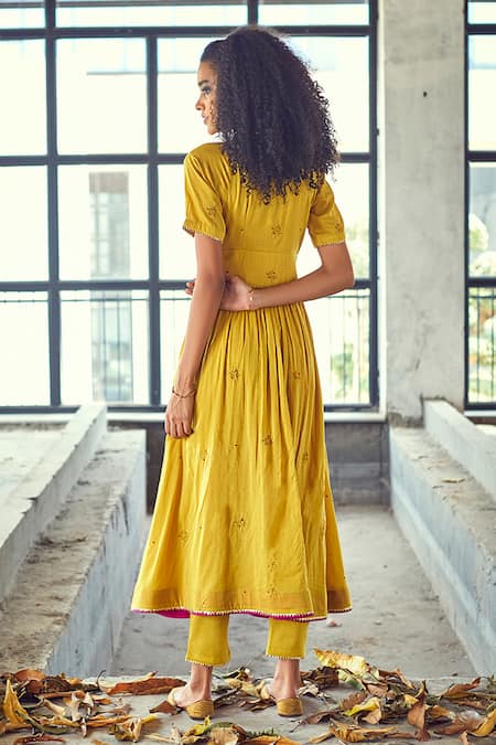 Shop Kharakapas Yellow Cotton Floral, Gota V Neck Genda Anarkali And Pant Set at Aza Fashions Shop_Kharakapas_Yellow Cotton Floral, Gota V Neck Genda Anarkali And Pant Set _at_Aza_Fashions