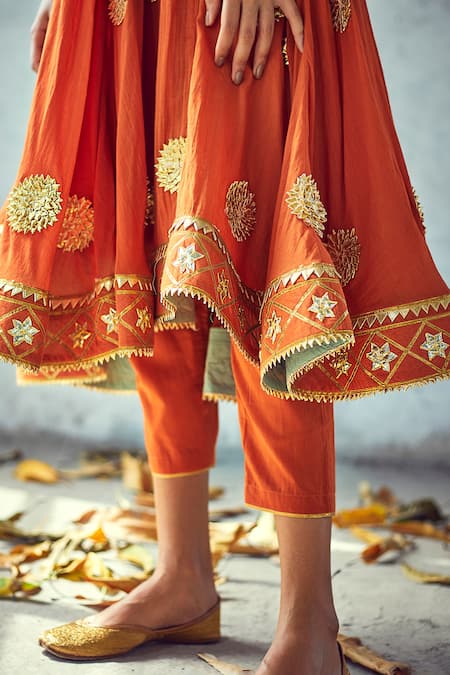Kharakapas Orange Cotton Mulmul Floral, Gota V Neck Embroidered Anarkali And Pant Set at Aza Fashions Kharakapas_Orange Cotton Mulmul Floral, Gota V Neck Embroidered Anarkali And Pant Set _at_Aza_Fashions