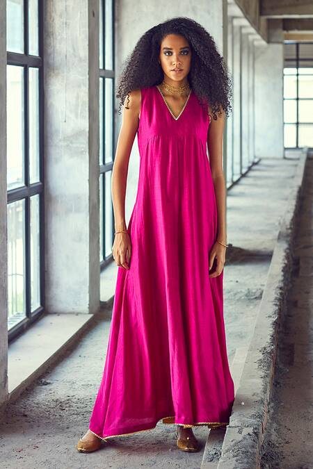 Kharakapas Pink Cotton Silk Plain V Neck Jumpsuit Online at Aza Fashions Kharakapas_Pink Cotton Silk Plain V Neck Jumpsuit _Online_at_Aza_Fashions