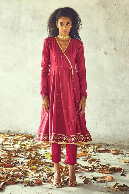 Buy Kharakapas Pink Mulmul Gota, Foil V Neck Angoori Printed Anarkali And Pant Set Online at Aza Fashions Buy_Kharakapas_Pink Mulmul Gota, Foil V Neck Angoori Printed Anarkali And Pant Set _Online_at_Aza_Fashions