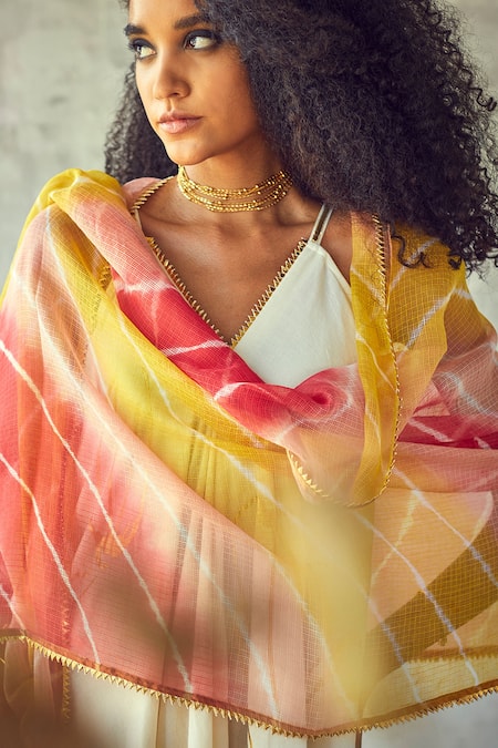 Kharakapas White Cotton, Kota Doriya Floral V Neck Print Tunic With Dupatta at Aza Fashions Kharakapas_White Cotton, Kota Doriya Floral V Neck Print Tunic With Dupatta _at_Aza_Fashions