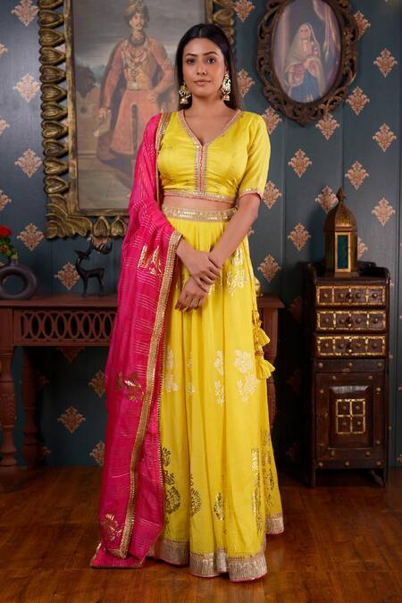 Buy Abbaran Yellow Cotton Silk Foil Print, Gota Patti And Sequin V Neck Lehenga Set Online at Aza Fashions Buy_Abbaran_Yellow Cotton Silk Foil Print, Gota Patti And Sequin V Neck Lehenga Set _Online_at_Aza_Fashions