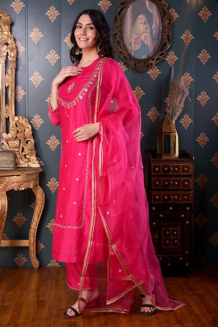 Buy_Abbaran_Pink Cotton Silk And Organza Thread & Gota Patti Round Kurta Pant Set_Online_at_Aza_Fashions