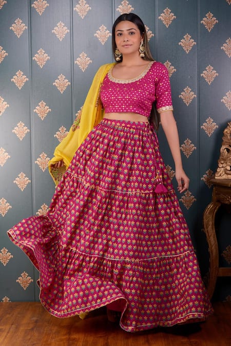 Buy_Abbaran_Pink Blouse Banarasi Chanderi And Dupatta Chanderi, Lehenga Cotton Silk Set _Online_at_Aza_Fashions