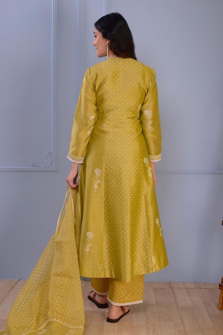Shop Abbaran Green Kurta And Dupatta Chanderipalazzo- Cotton Chanderi Pintuck Palazzo Set at Aza Fashions Shop_Abbaran_Green Kurta And Dupatta Chanderipalazzo- Cotton Chanderi Pintuck Palazzo Set _at_Aza_Fashions