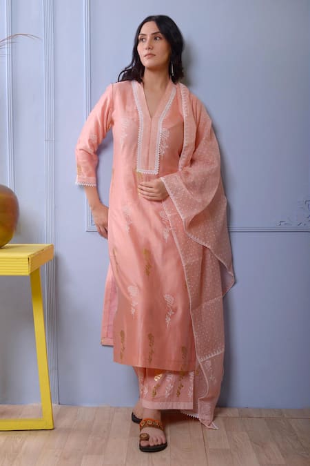 Buy Abbaran Pink Kurta And Dupatta Chanderipalazzo- Cotton Satin Foil Chanderi Palazzo Set Online at Aza Fashions Buy_Abbaran_Pink Kurta And Dupatta Chanderipalazzo- Cotton Satin Foil Chanderi Palazzo Set _Online_at_Aza_Fashions