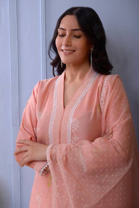 Abbaran Pink Kurta And Dupatta Chanderipalazzo- Cotton Satin Foil Chanderi Palazzo Set at Aza Fashions Abbaran_Pink Kurta And Dupatta Chanderipalazzo- Cotton Satin Foil Chanderi Palazzo Set _at_Aza_Fashions