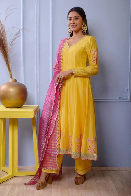 Shop Abbaran Yellow Anarkali- Silkpalazzo- Satindupatta- Banarasi Silk Set Online at Aza Fashions Shop_Abbaran_Yellow Anarkali- Silkpalazzo- Satindupatta- Banarasi Silk Set _Online_at_Aza_Fashions
