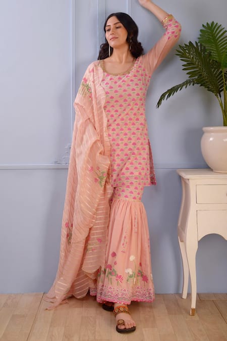 Shop Abbaran Pink Foil , Hand Block Scoop Neck Floral Kurta Gharara Set Online at Aza Fashions Shop_Abbaran_Pink Foil , Hand Block Scoop Neck Floral Kurta Gharara Set _Online_at_Aza_Fashions