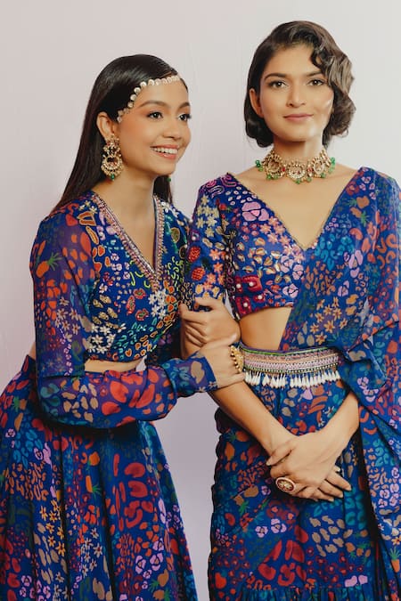 Buy Payal & Zinal Purple Georgette Abstract, Sequin, Bead V Neck Print Skirt And Blouse Set Online at Aza Fashions Buy_Payal & Zinal_Purple Georgette Abstract, Sequin, Bead V Neck Print Skirt And Blouse Set _Online_at_Aza_Fashions