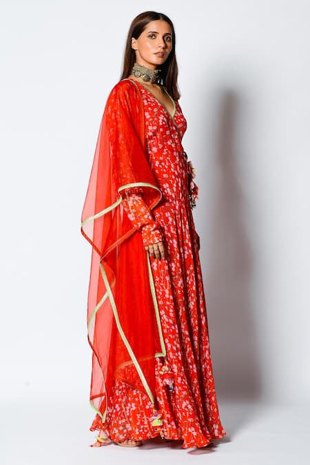 Rishi and Vibhuti_Red Georgette Floral Print And Sequin V Neck Anarkali With Dupatta_Online_at_Aza_Fashions