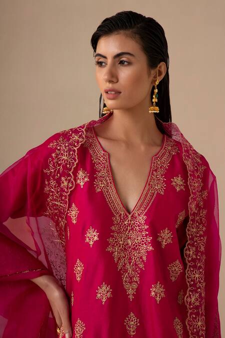 Buy Sureena Chowdhri Magenta Silk Chanderi And Organza Embroidery Zari Notched Noor Kurta Palazzo Set Online at Aza Fashions Buy_Sureena Chowdhri_Magenta Silk Chanderi And Organza Embroidery Zari Notched Noor Kurta Palazzo Set_Online_at_Aza_Fashions