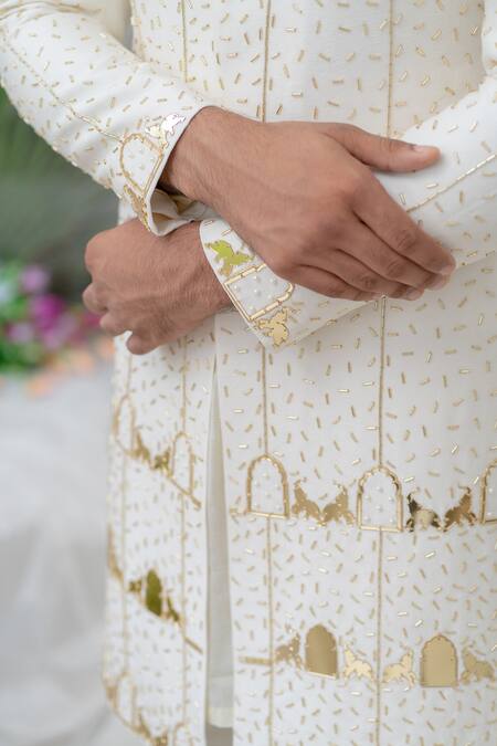 Runit Gupta_Ivory Cotton, Chanderi Silk Pipe, Elephant, Khidki Amey Embellished Sherwani Set _at_Aza_Fashions