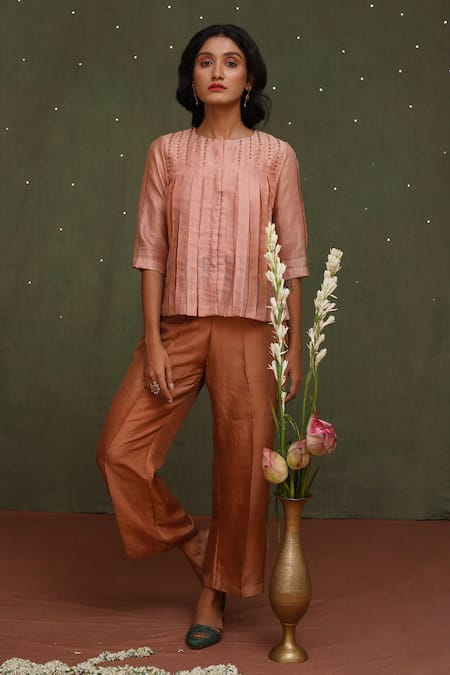 Chokhi Chorri Chandra Pleated Top & Pant Set 