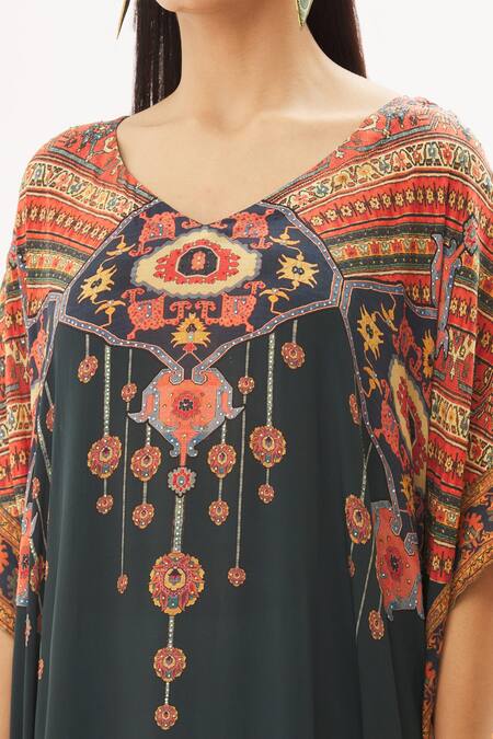 Peenacolada Maroon Satin Swarovski, Celtic Print V Neck Embellished Kaftan at Aza Fashions Peenacolada_Maroon Satin Swarovski, Celtic Print V Neck Embellished Kaftan _at_Aza_Fashions