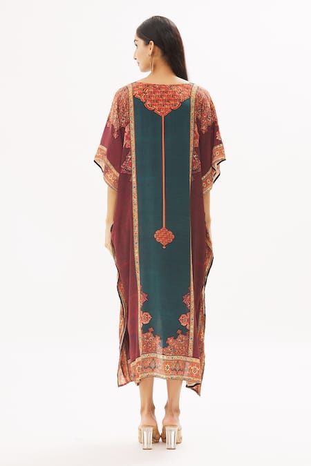 Shop Peenacolada Maroon Satin Swarovski, Celtic Print Round Notched Embellished Kaftan at Aza Fashions Shop_Peenacolada_Maroon Satin Swarovski, Celtic Print Round Notched Embellished Kaftan _at_Aza_Fashions