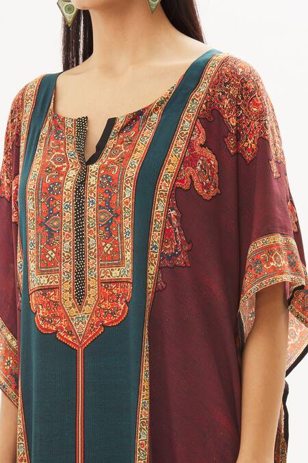 Peenacolada Maroon Satin Swarovski, Celtic Print Round Notched Embellished Kaftan at Aza Fashions Peenacolada_Maroon Satin Swarovski, Celtic Print Round Notched Embellished Kaftan _at_Aza_Fashions