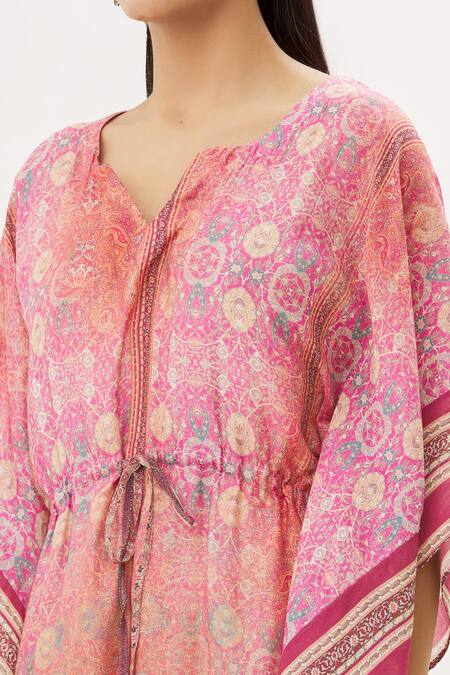 Peenacolada Pink Cotton Silk Floral Round Notched Print Kaftan at Aza Fashions Peenacolada_Pink Cotton Silk Floral Round Notched Print Kaftan _at_Aza_Fashions