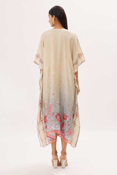 Shop Peenacolada Pink Georgette Floral, Paisley V Neck And Print Kaftan at Aza Fashions Shop_Peenacolada_Pink Georgette Floral, Paisley V Neck And Print Kaftan _at_Aza_Fashions