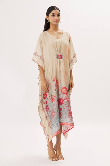 Peenacolada Pink Georgette Floral, Paisley V Neck And Print Kaftan Online at Aza Fashions Peenacolada_Pink Georgette Floral, Paisley V Neck And Print Kaftan _Online_at_Aza_Fashions