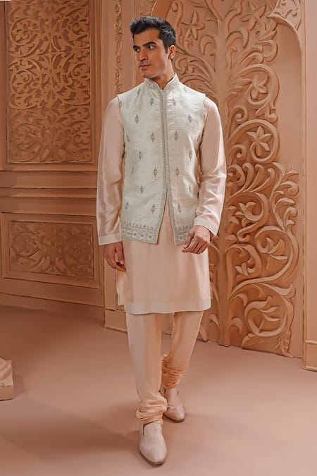 Vanshik Zardozi Work Bundi & Kurta Set 
