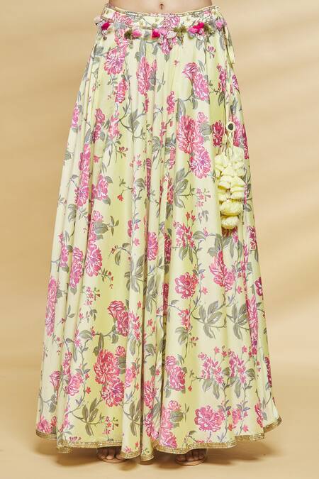 Aangan By Parul Yellow Modal Viscose Floral Print, Sequin And Thread High Lehenga Set at Aza Fashions Aangan By Parul_Yellow Modal Viscose Floral Print, Sequin And Thread High Lehenga Set _at_Aza_Fashions