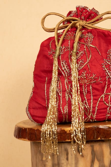 Aamli Zoella Zardozi Embroidered Potli 