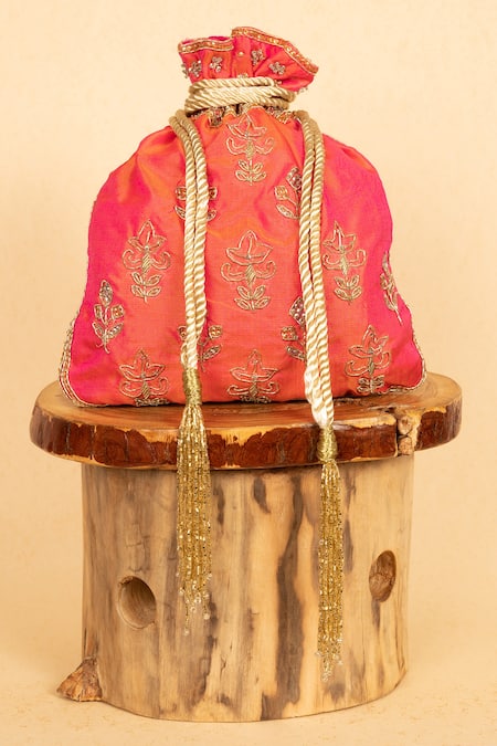 Aamli Kaira Floral Embroidered Potli 