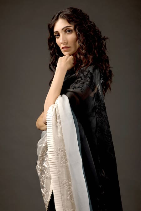 Rohit Bal Resham Embroidered Ombre Saree With Unstitched Blouse Piece 