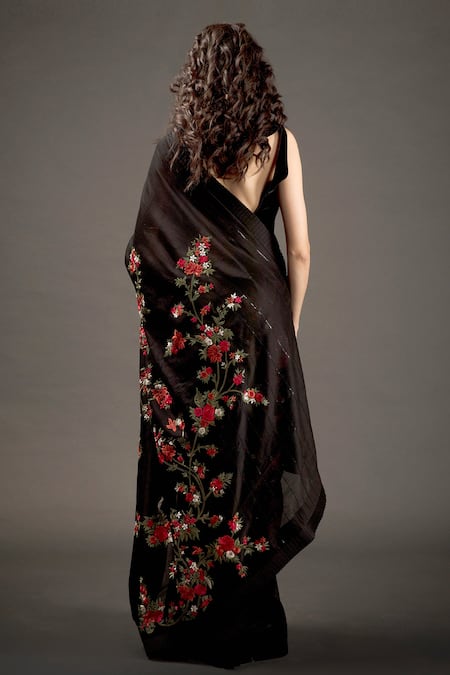 Rohit Bal Embroidered Chanderi Silk Saree With Unstitched Blouse Piece 