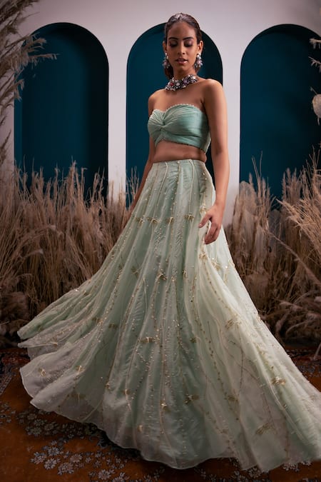 Buy_Silky Bindra_Green Organza And Shantoon Pearl, Sequin & Cutdana Embroidered Lehenga Set _Online_at_Aza_Fashions