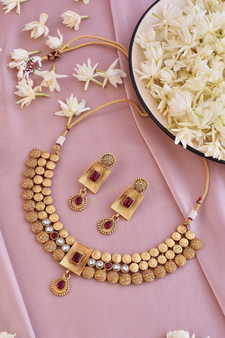 Buy_Swabhimann_Gold Plated Carved Necklace Set _Online_at_Aza_Fashions