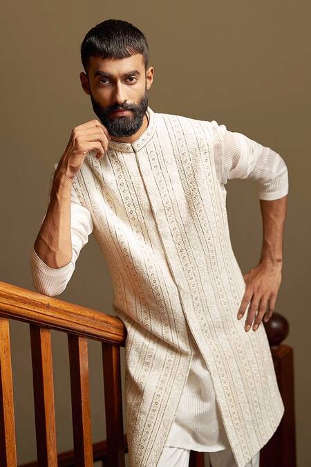 Buy_Contrast By Parth_Off White Chikankari Georgette Floral Embroidered Sherwani Set_Online_at_Aza_Fashions