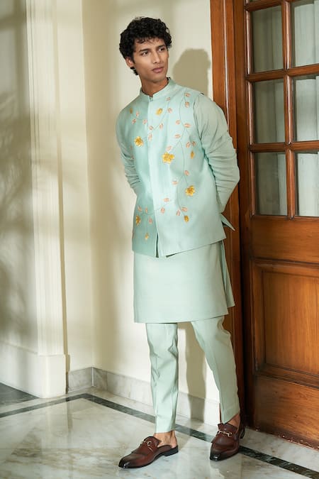 Shop Contrast By Parth Blue Pure Silk Floral Meadow Mist Bundi And Kurta Set at Aza Fashions Shop_Contrast By Parth_Blue Pure Silk Floral Meadow Mist Bundi And Kurta Set _at_Aza_Fashions