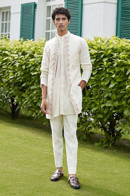 Shop Contrast By Parth White Pure Silk Floral Embroidered Jacket And Kurta Set at Aza Fashions Shop_Contrast By Parth_White Pure Silk Floral Embroidered Jacket And Kurta Set _at_Aza_Fashions