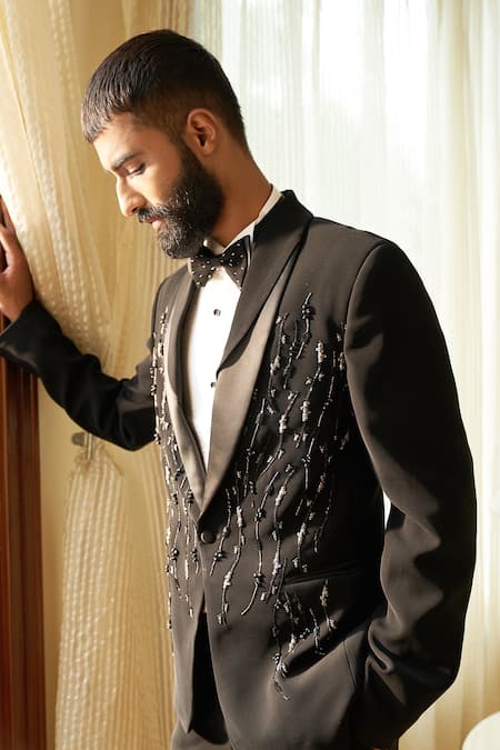 Shop Contrast By Parth Black Italian Suiting Cutdana, Bead Embroidered Tuxedo Pant Set Online at Aza Fashions Shop_Contrast By Parth_Black Italian Suiting Cutdana, Bead Embroidered Tuxedo Pant Set _Online_at_Aza_Fashions