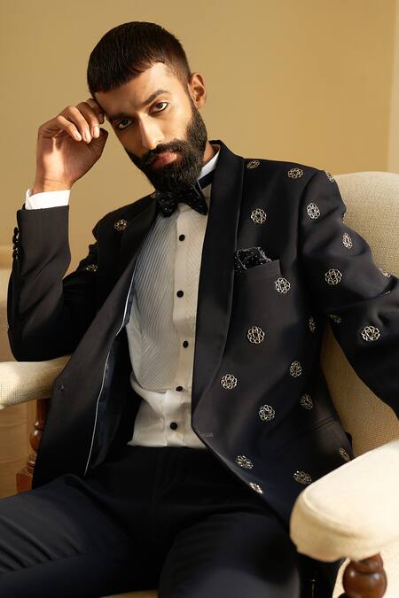 Contrast By Parth Black Italian Suiting Floral Monogram Embroidered Tuxedo Pant Set at Aza Fashions Contrast By Parth_Black Italian Suiting Floral Monogram Embroidered Tuxedo Pant Set _at_Aza_Fashions
