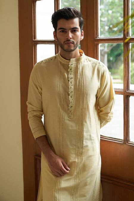 Buy Contrast By Parth Cream Cotton Silk Floral Embroidered Kurta Set Online at Aza Fashions Buy_Contrast By Parth_Cream Cotton Silk Floral Embroidered Kurta Set _Online_at_Aza_Fashions