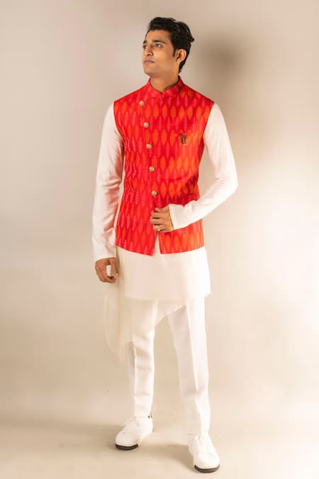 Aashiana White Ikat And Cotton Printed Bundi & Kurta Set 