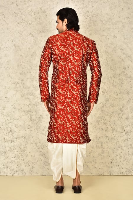 Arihant Rai Sinha Leaf Embroidered Sherwani Set 