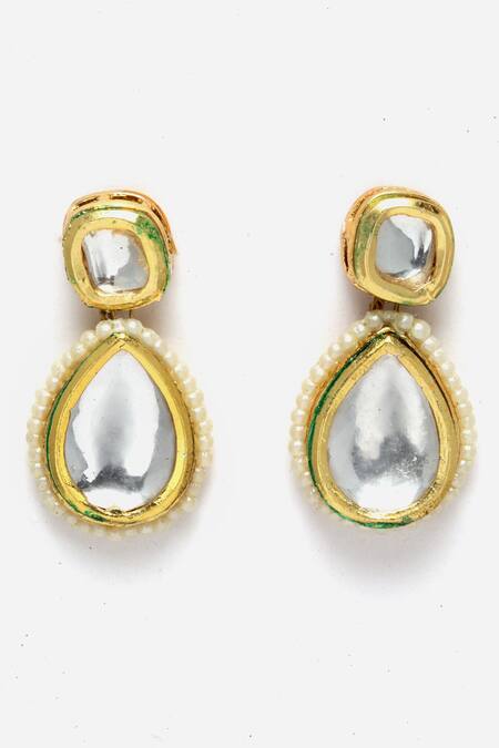 Dugran By Dugristyle Gold Plated Pearls, Diamonds, Stones Kundan Embellished Bracelet Set Online at Aza Fashions Dugran By Dugristyle_Gold Plated Pearls, Diamonds, Stones Kundan Embellished Bracelet Set_Online_at_Aza_Fashions