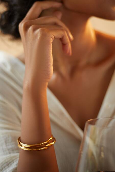 Kharakapas Gold Plated Jamun Handcrafted Bangle Single Pc Online at Aza Fashions Kharakapas_Gold Plated Jamun Handcrafted Bangle Single Pc_Online_at_Aza_Fashions