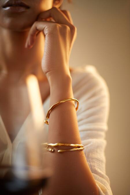 Shop Kharakapas Gold Plated Jamun Handcrafted Bangle Single Pc Online at Aza Fashions Shop_Kharakapas_Gold Plated Jamun Handcrafted Bangle Single Pc_Online_at_Aza_Fashions