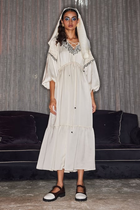 House of eda Ivory 100% Silk Lining 100% Polyester Embroidery Thread V Emelia Midi Dress 